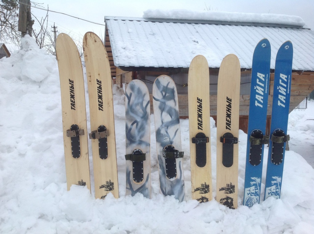 Как хранить лыжи летом.jpg