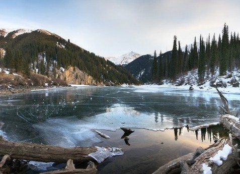 С палаткой по Казахстану. март Природа Тянь Шаня 3.jpg С палаткой по Казахстану. март Природа Тянь Шаня 3.jpg