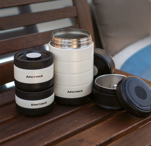 Термос для еды с тремя контейнерами вакуумный, бытовой, тм «Арктика», 1.3 л, арт. 308-1300 termos_dlya_edy_s_tremya_konteynerami_vakuumnyy_bytovoy_tm_arktika_1_3_l_art_308_1300