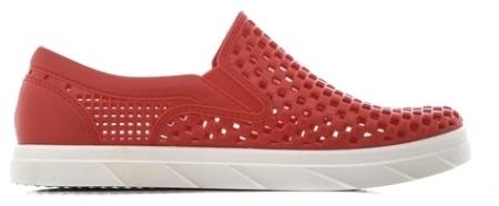 Коралки женские  красно-белые Коралки женские  красно-белые