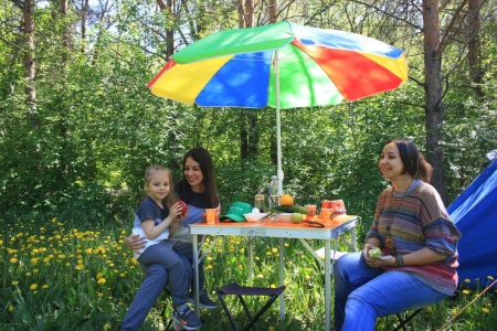 Комплект: стол раскладной + 4 табурета