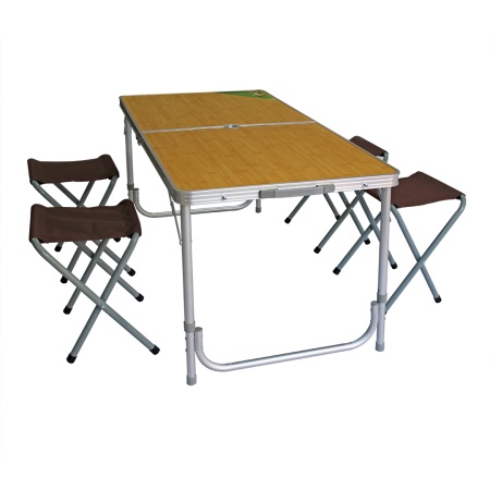 Стол раскладной + 4 табурета 