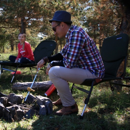 Раскладной стул с мягкой спинкой Раскладной стул с мягкой спинкой