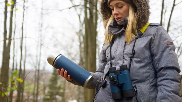 Термос с узким горлом 1 л в кожаной оплетке  termos_bytovoy_vakuumnyy_pitevoy_v_kozhanoy_opletke_siniy_tm_arktika_1000ml_art_108_1000_