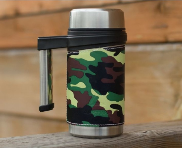 termos_kruzhka_vakuumnaya_bytovaya_s_ruchkoy_tm_arktika_500_ml_art_406_500_khaki