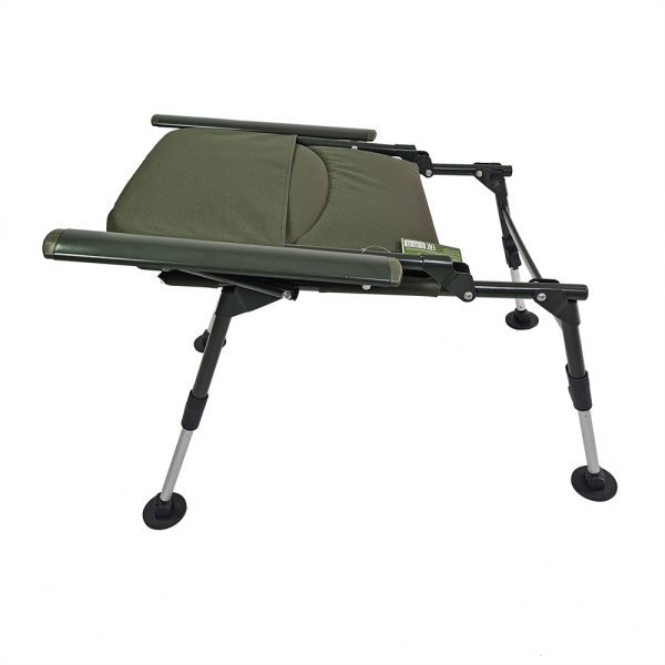 raskladnoe_kreslo_s_neoprenovoy_spinkoy_