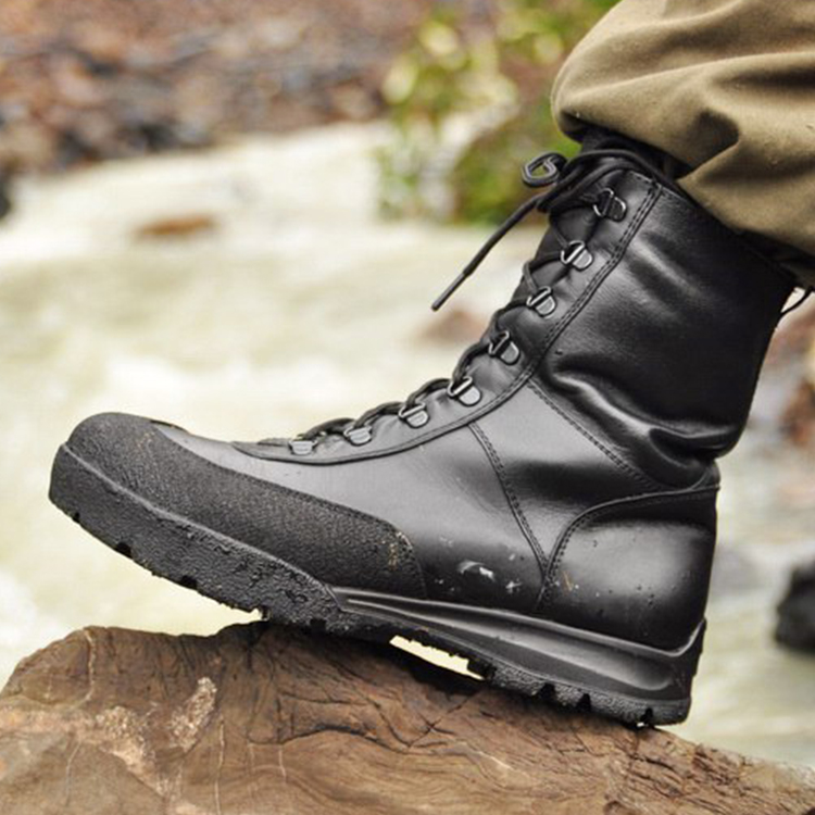 Во что обуться туристу.jpg Во что обуться туристу.jpg