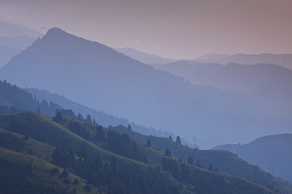 Заилийское Алатау 2.jpg Заилийское Алатау 2.jpg