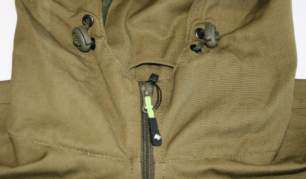 skaut_kostyum_palatka_khaki