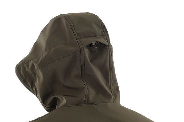 kostyum_magnum_magnum_soft_shell_na_flise_khaki